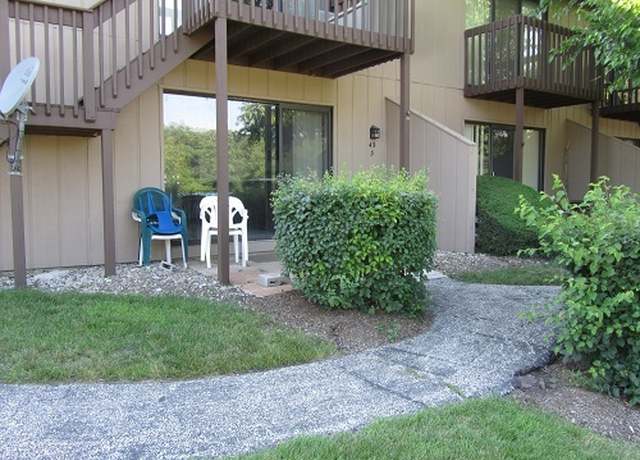 Property at 45 Nassau Colony #3, Fox Lake, IL 60020, 1 bath