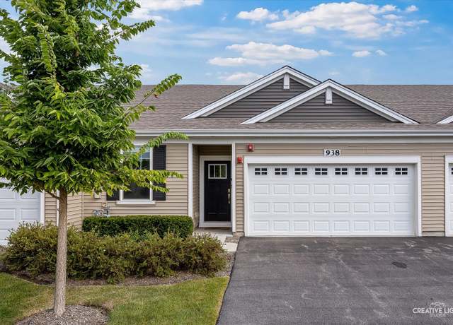 Property at 938 Darwin St, North Aurora, IL 60542, 2 beds, 2 baths