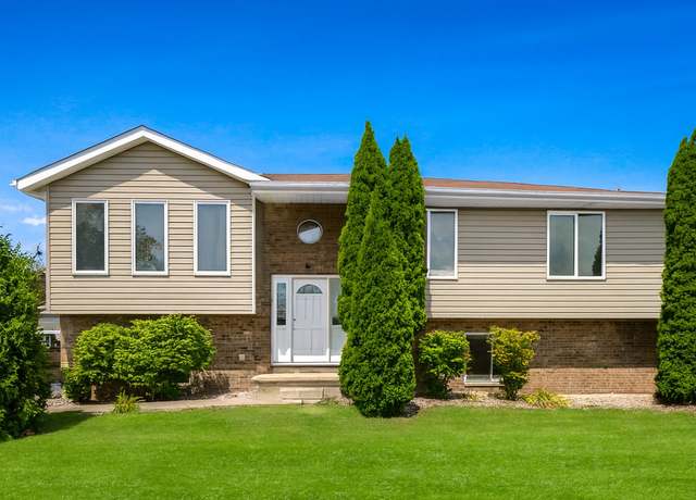 Property at 6911 Astoria Dr, Plainfield, IL 60586, 5 beds, 2 baths