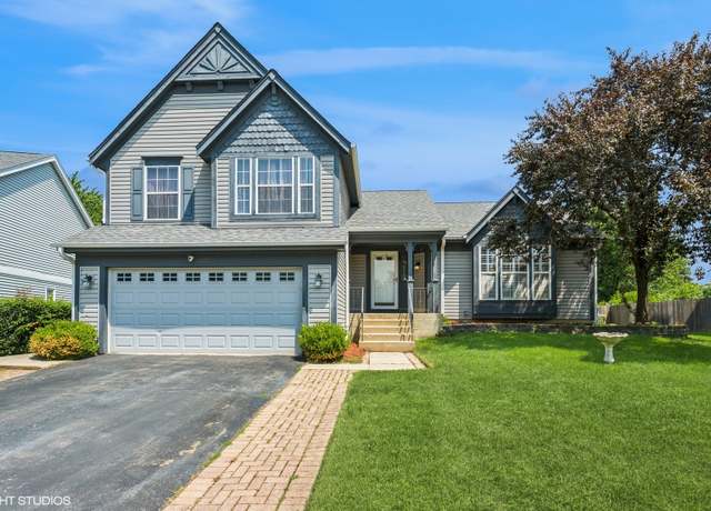 Property at 272 Village Ln, Bartlett, IL 60103, 3 beds, 2.5 baths