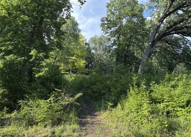 Property at 705 Harper Dr, Algonquin, IL 60102