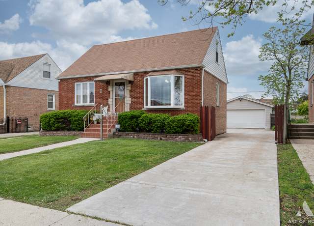 Property at 4010 Bobby Ln, Schiller Park, IL 60176, 3 beds, 2 baths