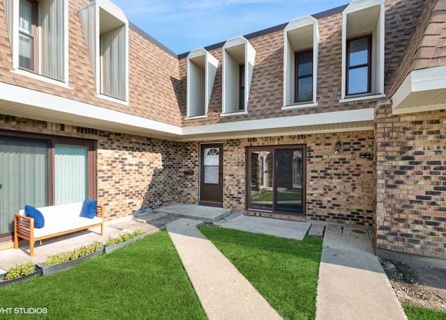 Property at 7816 Woodward Ave Unit 40-4G, Woodridge, IL 60517, 2 beds, 2 baths