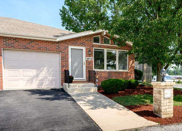 Property at 4638 W Orchard View Ct, Alsip, IL 60803, 2 beds, 2 baths