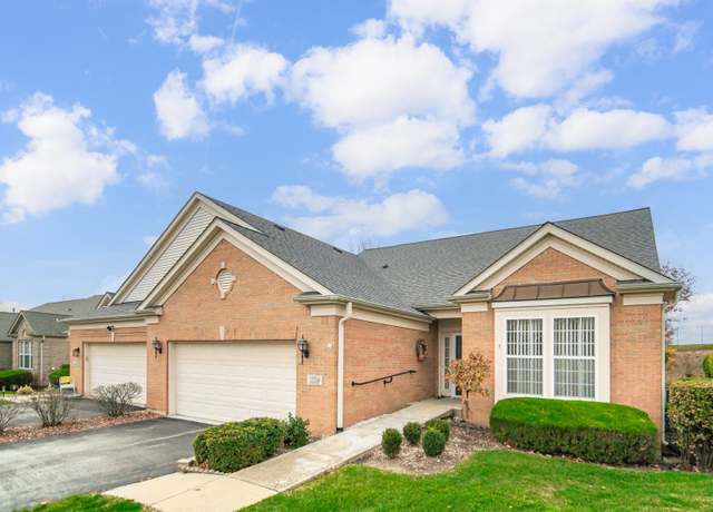 Property at 13338 Strandhill Dr, Orland Park, IL 60462, 2 beds, 2 baths