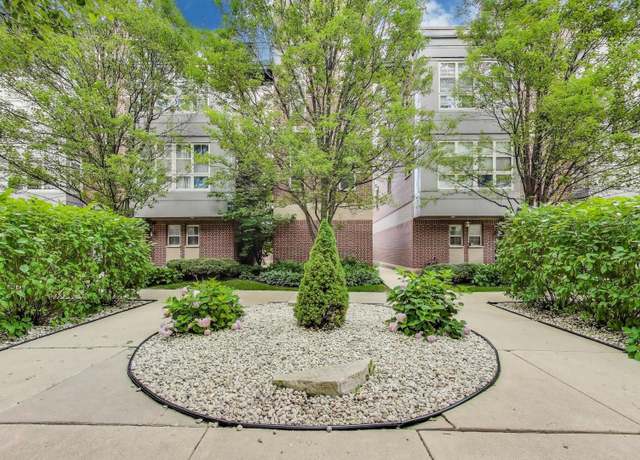 Property at 2323 S Wabash St #13, Chicago, IL 60616, 3 beds, 2.5 baths