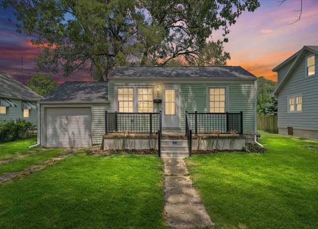 Property at 922 W Vine St, Champaign, IL 61821, 1 bed, 1 bath