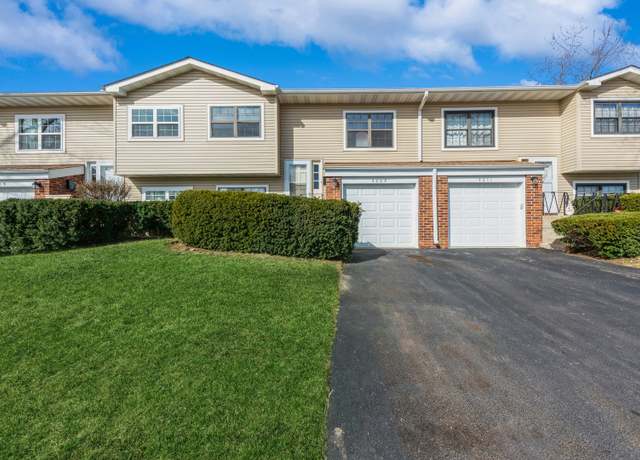 Property at 4209 Continental Dr, Waukegan, IL 60087, 3 beds, 2 baths