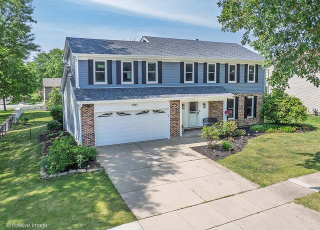 Property at 1701 71st St, Downers Grove, IL 60516, 4 beds, 2.5 baths