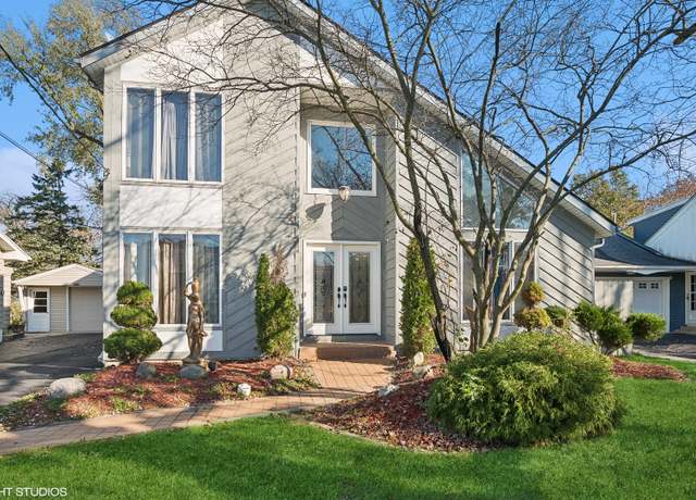 Property at 315 Leverette St, Thornton, IL 60476, 3 beds, 3 baths