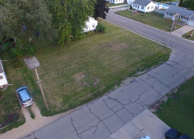 Property at 425 W Clark St, Princeton, IL 61356