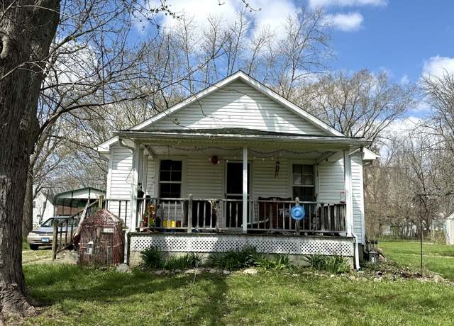Property at 113 N Poplar St, Ludlow, IL 60949, 2 beds, 1 bath