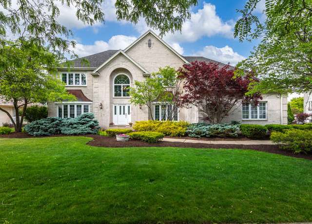 Property at 3211 Treyburn Rd, Naperville, IL 60564, 5 beds, 4.5 baths