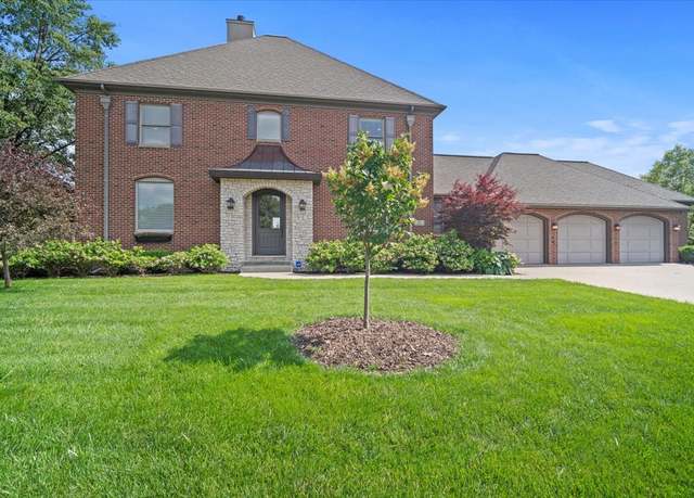 Property at 17 Stonebrook Ct, Bloomington, IL 61704, 6 beds, 6.5 baths