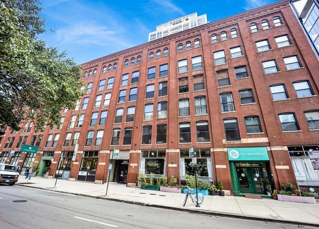 Property at 225 W Huron St #212, Chicago, IL 60654, 1 bed, 1 bath