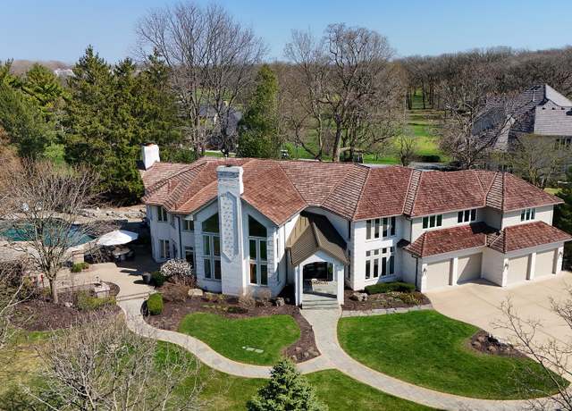 Property at 711 Colony Ln, Frankfort, IL 60423, 4 beds, 5.5 baths