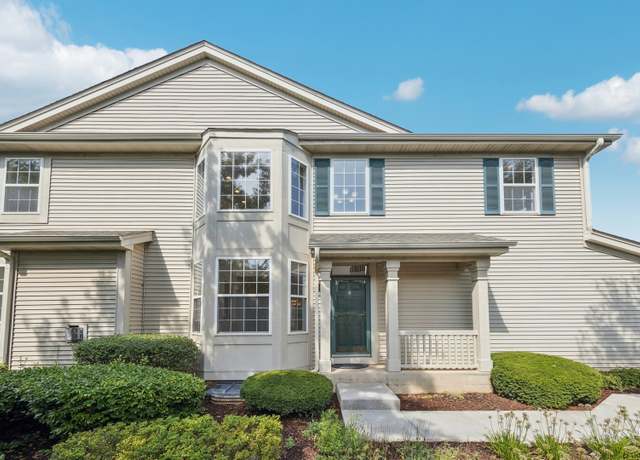 Property at 379 Evergreen Cir, Glendale Heights, IL 60139, 2 beds, 2.5 baths