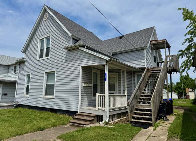 Property at 1303 W Locust St, Bloomington, IL 61701, 4 beds, 2 baths