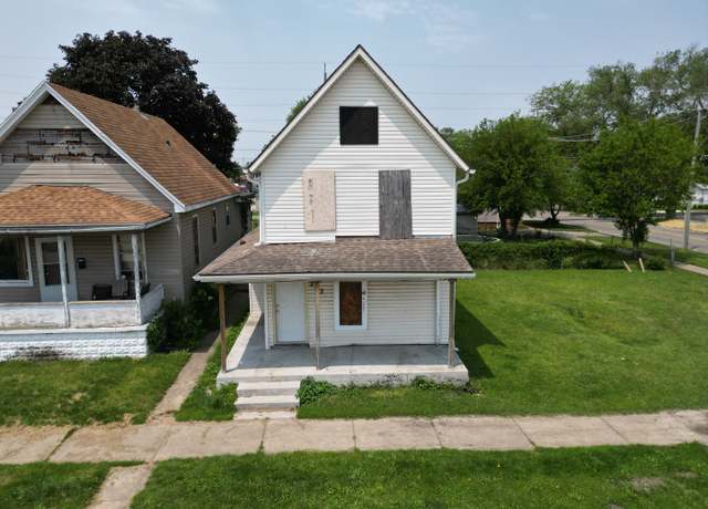 Property at 283 N West Ave, Kankakee, IL 60901, 4 beds, 2 baths