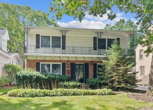 Property at 1492 Asbury Ave, Winnetka, IL 60093, 4 beds, 2.5 baths