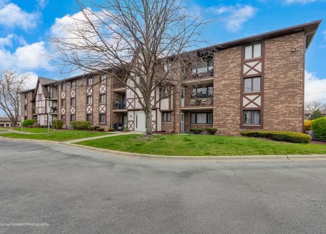 Property at 10504 Ridge Cove Dr Unit 33D, Chicago Ridge, IL 60415, 2 beds, 2 baths