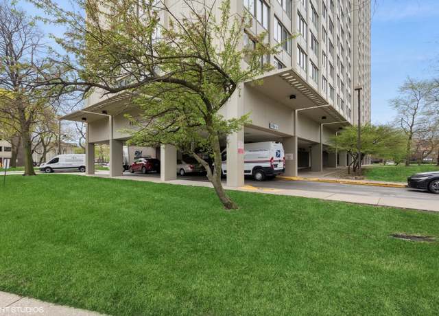 Property at 4850 S Lake Park Ave #510, Chicago, IL 60615, 2 beds, 1 bath
