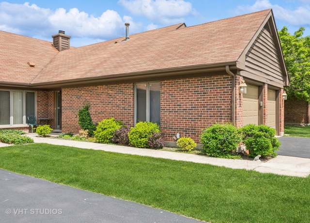 Property at 736 Picardy Cir, Northbrook, IL 60062, 2 beds, 2 baths