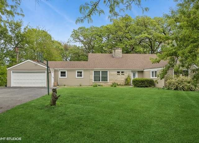 Property at 7102 Silver Lake Rd, Cary, IL 60013, 3 beds, 1.5 baths