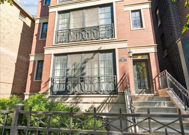 Property at 920 W Barry Ave #5, Chicago, IL 60657, 3 beds, 2 baths