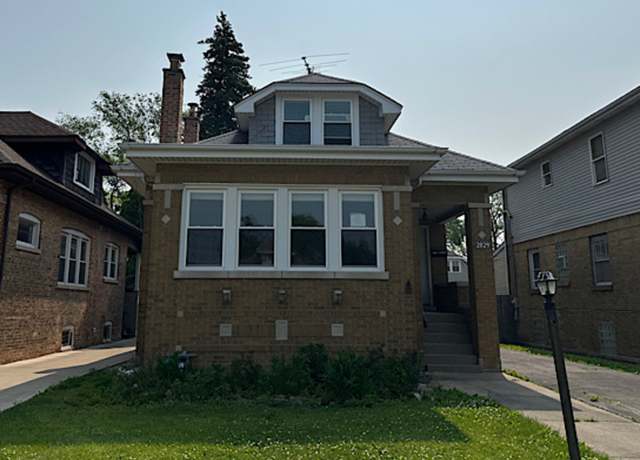 Property at 2029 S 11th Ave, Maywood, IL 60153, 3 beds, 2.5 baths