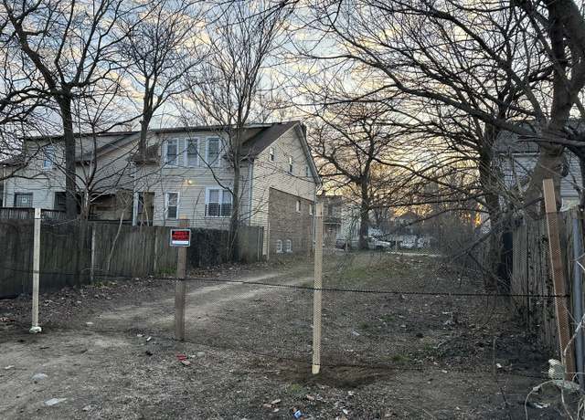 Property at 8017 S Marquette Ave, Chicago, IL 60617