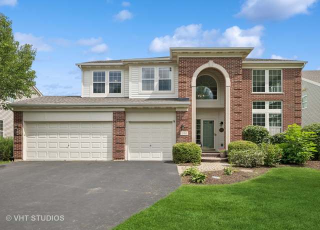 Property at 390 Sterling Cir, Cary, IL 60013, 5 beds, 3.5 baths