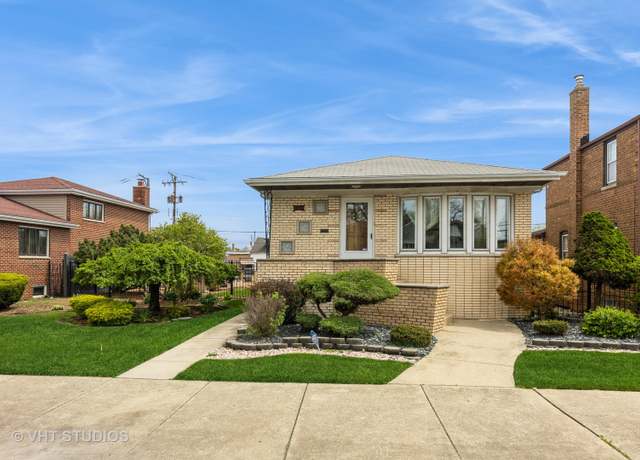 Property at 5341 S Austin Ave, Chicago, IL 60638, 3 beds, 2 baths