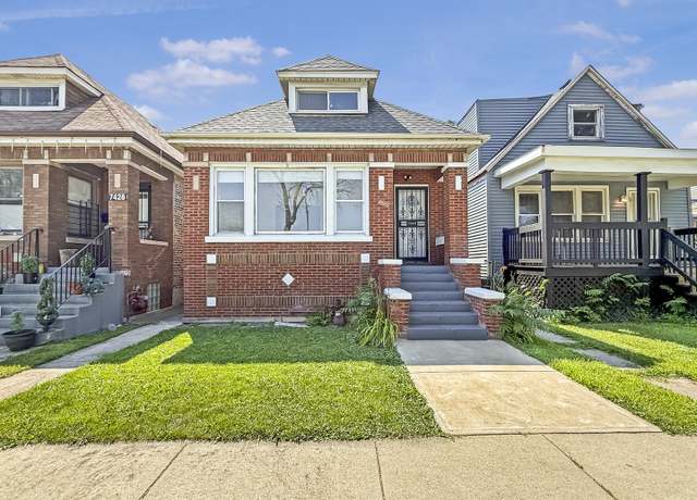 Property at 7426 S Oakley Ave, Chicago, IL 60636, 3 beds, 2 baths