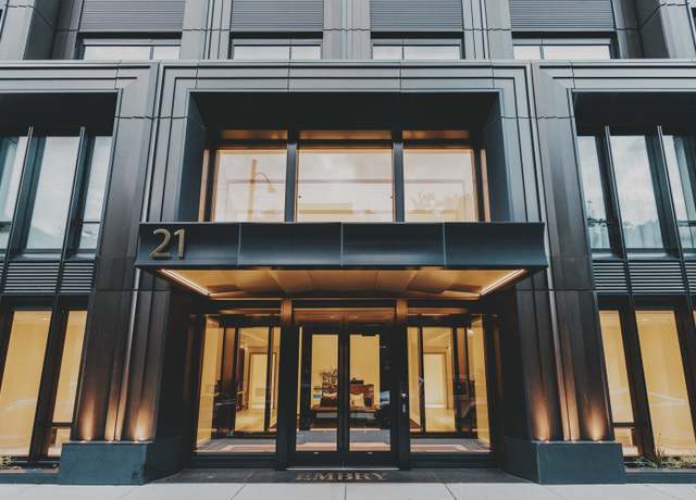 Property at 21 N May St #1003, Chicago, IL 60607, 3 beds, 3.5 baths