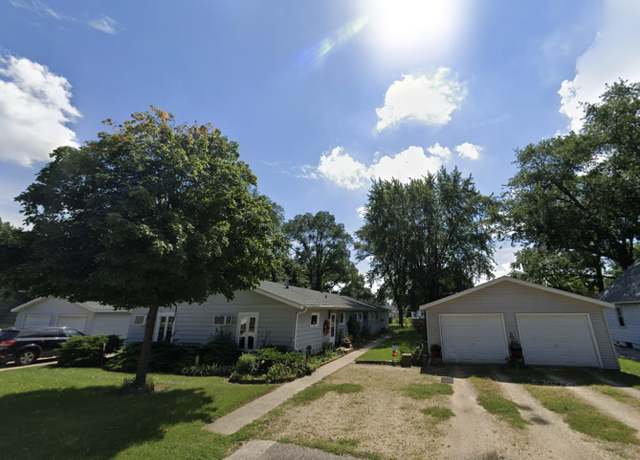 Property at 331 Belteberg Rd, Loves Park, IL 61111, 4 beds, 4 baths