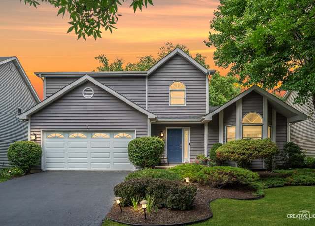 Property at 567 Roxbury Dr, Naperville, IL 60565, 4 beds, 2.5 baths