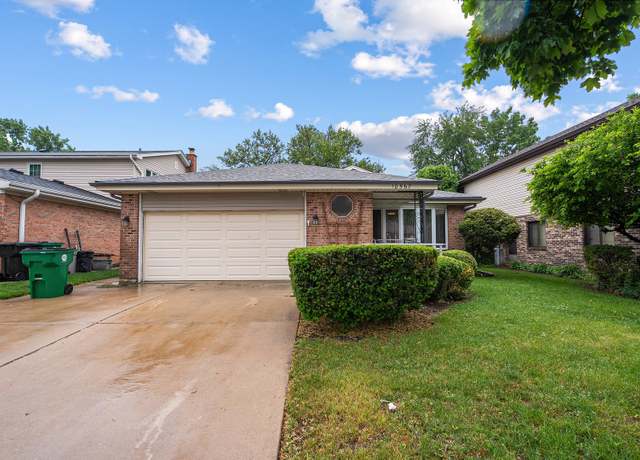 Property at 10567 Waterford. Dr, Westchester, IL 60154, 3 beds, 1.5 baths