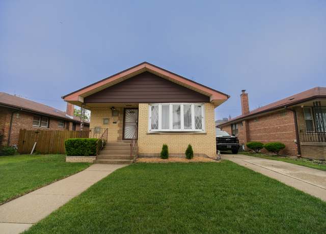 Property at 3743 E 112th St, Chicago, IL 60617, 3 beds, 2 baths