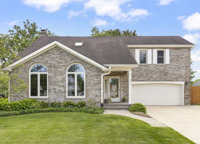 Property at 2S566 Thaddeus Cir, Glen Ellyn, IL 60137, 4 beds, 3 baths