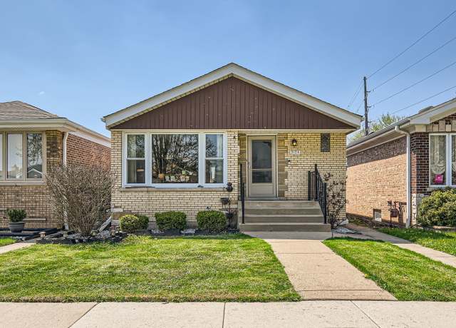 Property at 5104 S Newland Ave, Chicago, IL 60638, 4 beds, 2 baths