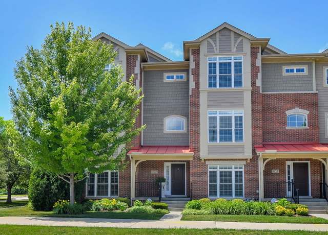 Property at 402 N 1st St, Geneva, IL 60134, 2 beds, 3 baths