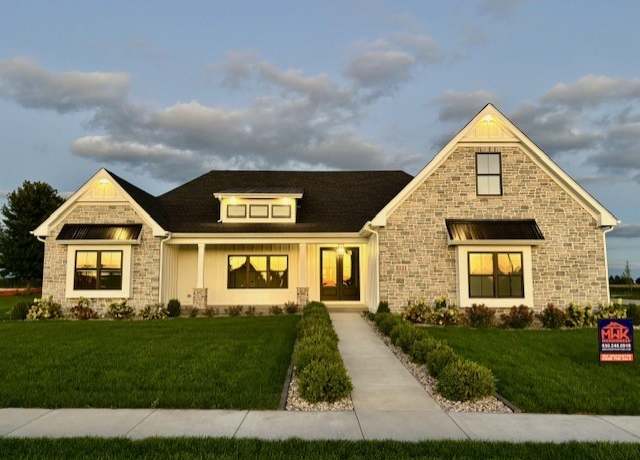 Property at 5521 Legend Dr, Yorkville, IL 60560, 3 beds, 3.5 baths