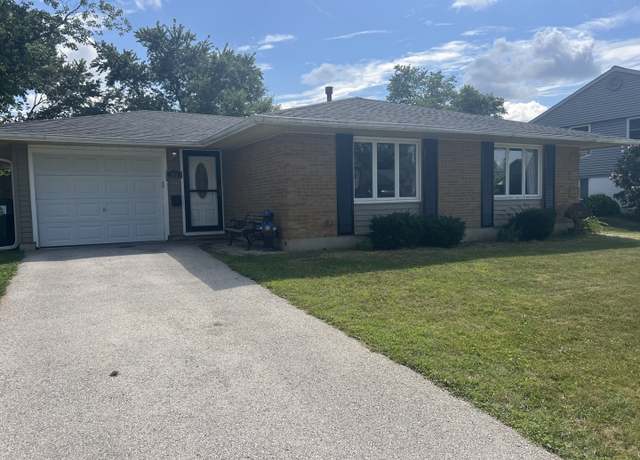 Property at 703 Wicker Ave, Streamwood, IL 60107, 3 beds, 1.5 baths