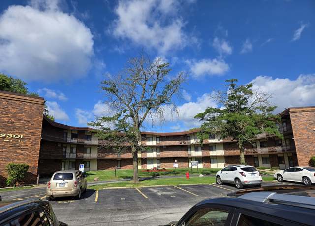 Property at 2301 Holiday Ter #24, Lansing, IL 60438, 2 beds, 1 bath