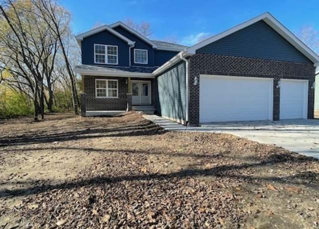 Property at 460 N School St, Braidwood, IL 60408, 5 beds, 2.5 baths