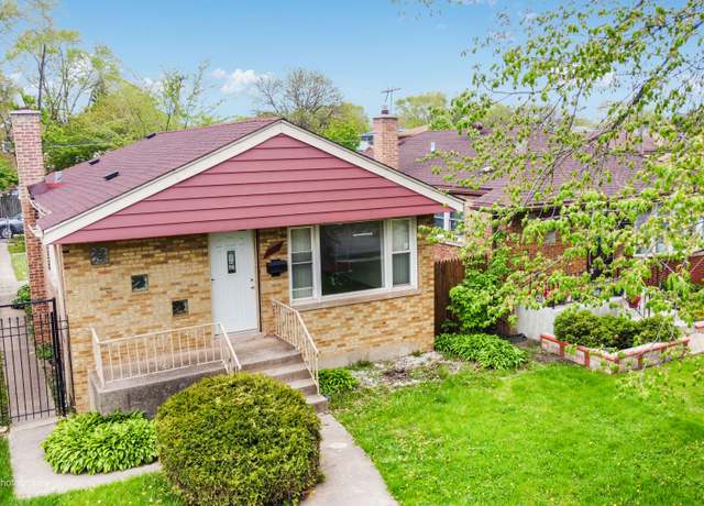 Property at 436 W 127th St, Chicago, IL 60628, 3 beds, 1.5 baths