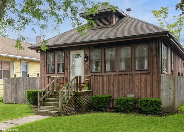 Property at 913 Kelly Ave, Joliet, IL 60435, 3 beds, 1 bath