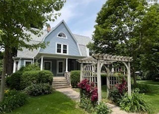 Property at 416 Stilson St, Earlville, IL 60518, 5 beds, 2 baths
