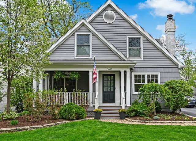Property at 541 N Vine St, Hinsdale, IL 60521, 4 beds, 2.5 baths